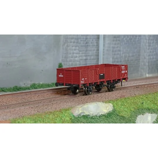 WB-813-Ree Modeles WB813 PLM Tipper Wagon, 4 doors, red wood