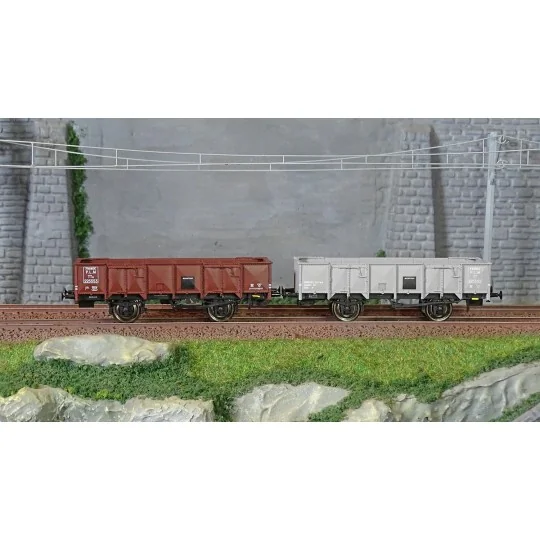 WB-817-Ree Modeles WB817 Set of 2 PLM tipper wagons, 4 doors, brown 530 and grey PLM