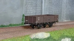 Ree Modeles WB818 Wagon Tombereau ex-PLM, SNCF, 4 portes, bois brun wagon 540 Ree Modeles WB-818 - 1