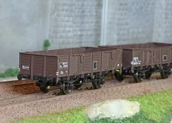 Ree Modeles WB819 Set of 2 tipper wagons ex-PLM, SNCF, 4 doors, woo...