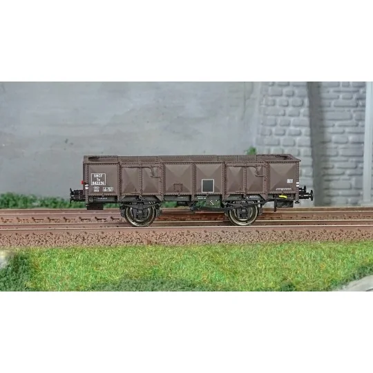 WB-821-Ree Modeles WB821 Dump Wagon ex-PLM, SNCF, 4 doors, brown sheet metal wagon 540