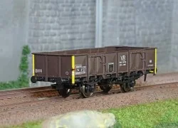 Ree Modeles WB823 Dump Wagon ex-PLM, SNCF, 4 doors, brown sheet met...