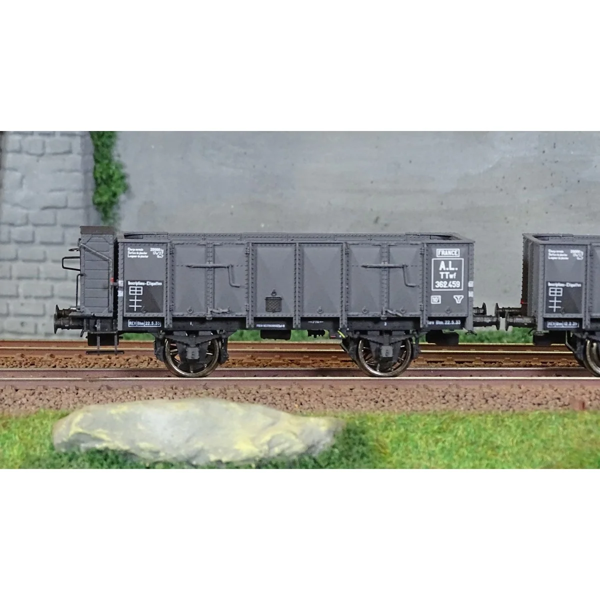 Ree Modeles WB828 Set of 2 OCEM 19 tipper wagons, grey, sheet metal...