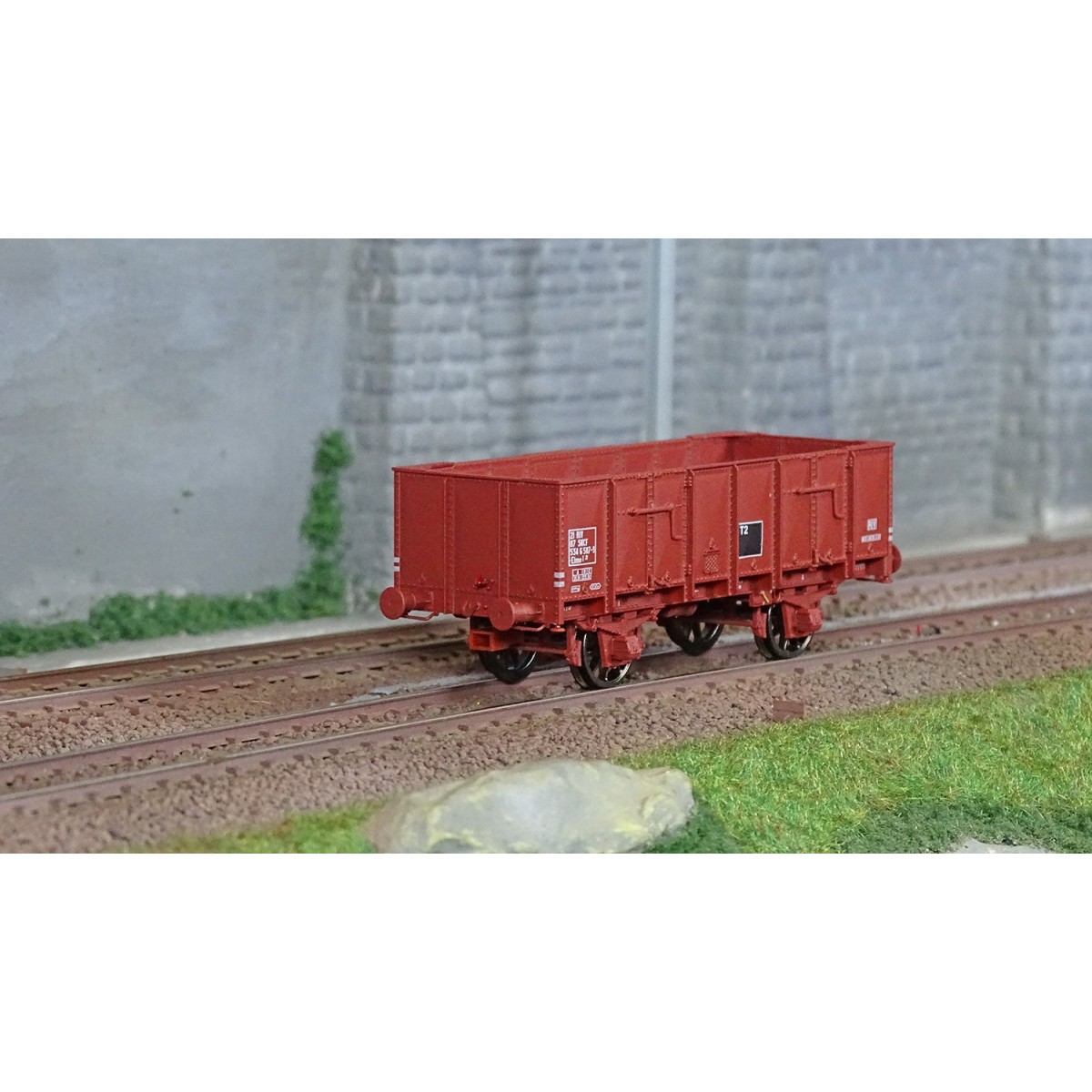 Ree Modeles WB837 OCEM 19 Tipper Wagon, red UIC, sheet metal, SNCF ...