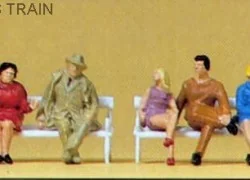 Preiser 14101 figures, seated people