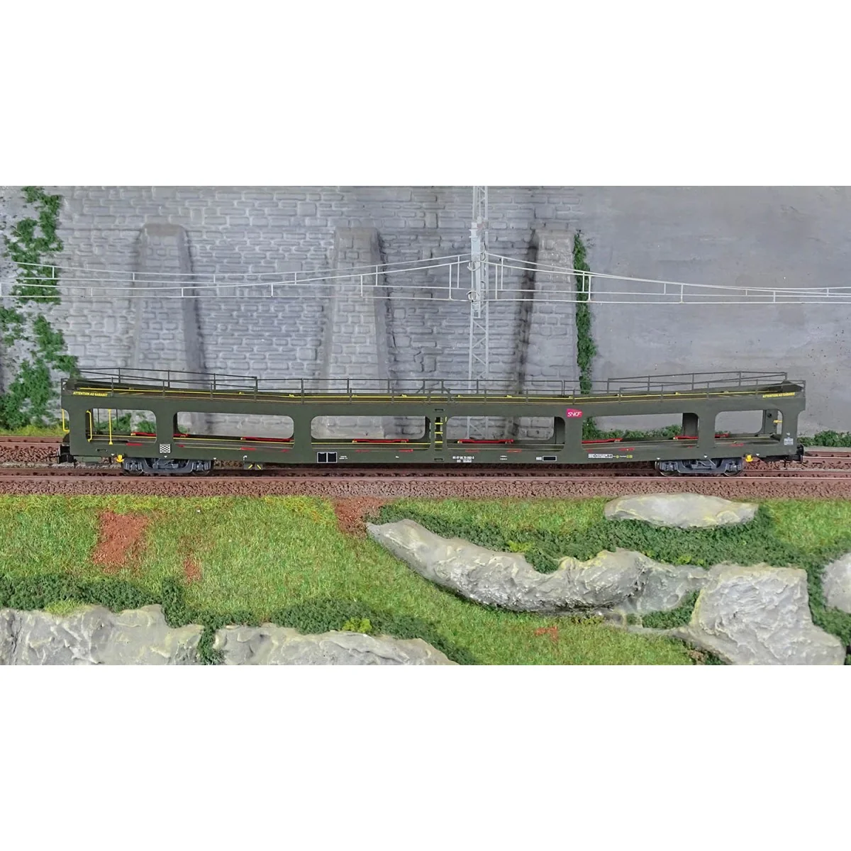 Jouef HJ4189 DD DEV 66 car transporter wagon, 2nd series, delivered...