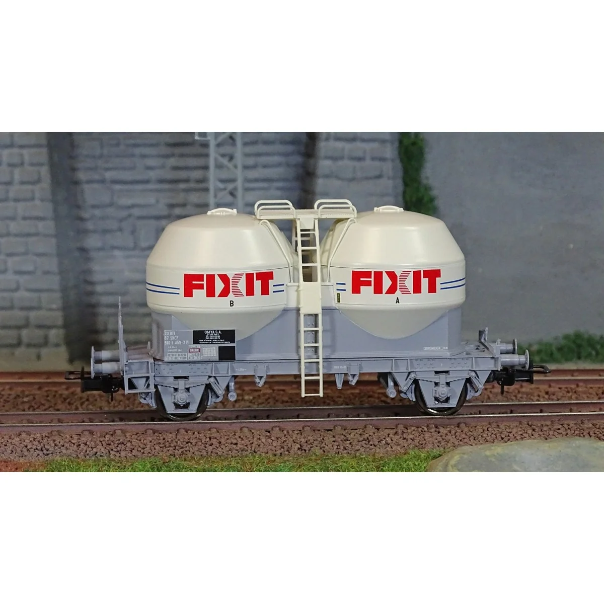 Jouef HJ6239 Ucs axle silo wagon, Fixit, SNCF Jouef HJ6239 Ucs axle silo wagon, Fixit, SNCF