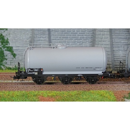 HJ6248-Jouef HJ6248 Set of 2 three-axle tank wagons, Europ Rail SGMF / Bruyere et Eberlet, SNCF