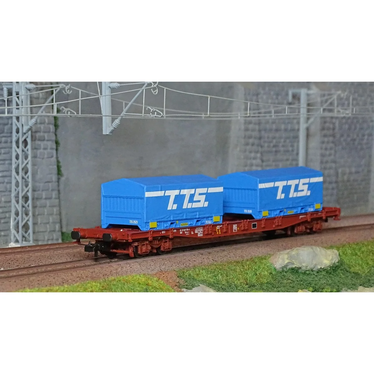 Jouef HJ6259 S70 bogie container wagon, SNCF, loaded with 2 x 20' "... Jouef HJ6259 S70 bogie container wagon, SNCF, loaded with 2 x 20' "...