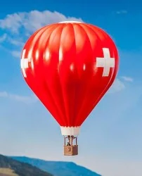 Faller 131004 Maquette, Montgolfiere rouge avec croix du drapeau suisse Faller Faller_131004 - 1