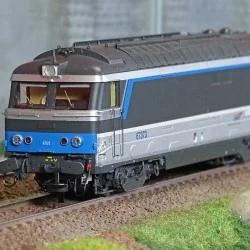 Ree Modeles MB154 Locomotive diesel BB 67373, Livrée Isabelle, moderne, SNCF, dépôt Rennes Ree Modeles MB-154 - 1