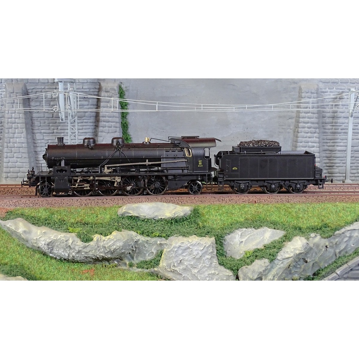 Ree Modeles MB156 Steam Locomotive 2-141 A 13, SNCF, CREIL, Black -...