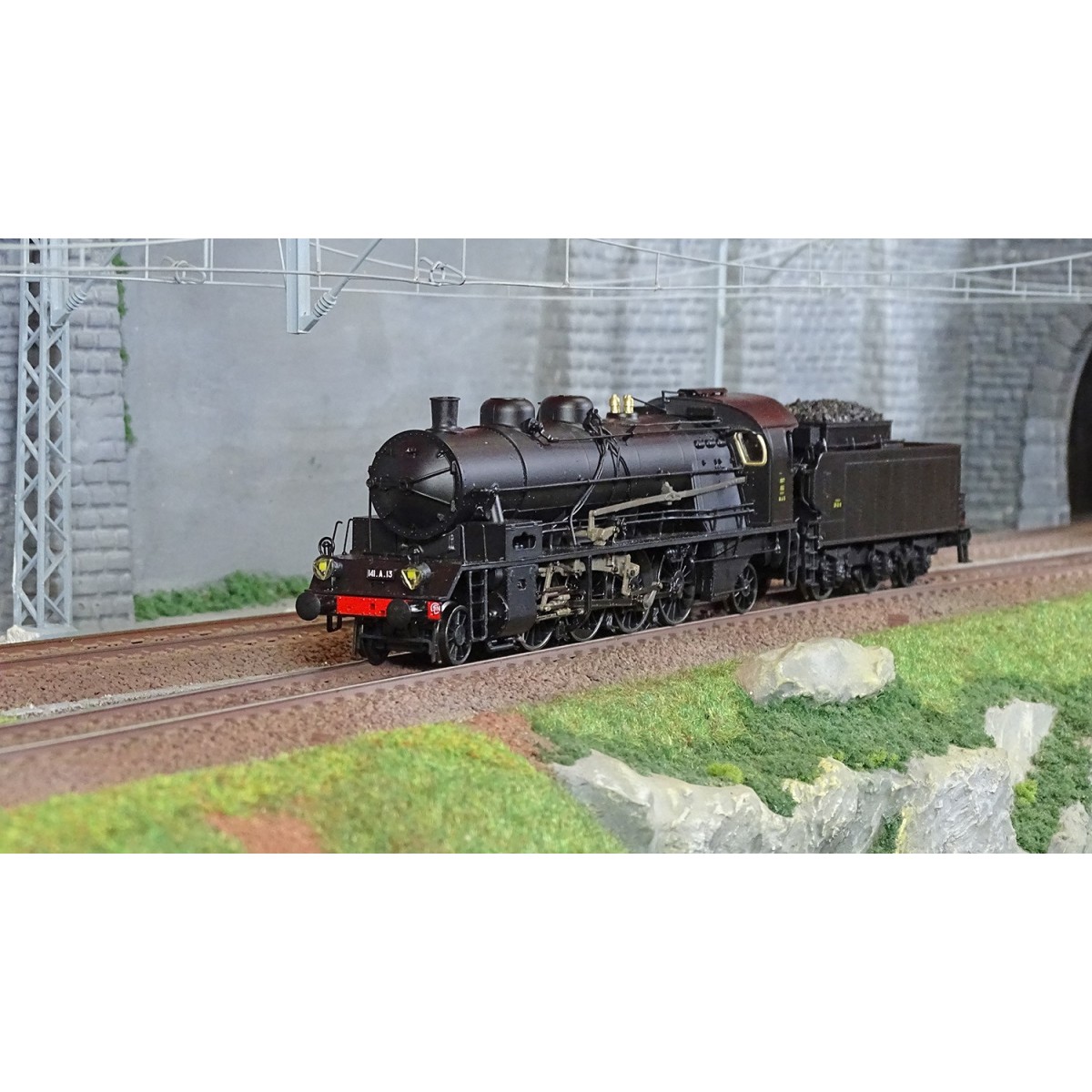 Ree Modeles MB156 Steam Locomotive 2-141 A 13, SNCF, CREIL, Black -...