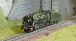 Arnold HN2545 Locomotive vapeur 141 R 460, SNCF, roues rayons et Boxpok, livrée verte Arnold HN2545 - 1