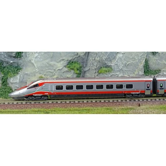 HN2577-Arnold HN2577 TGV railcar 4 elements ETR 610, FS, Frecciargento, ECE Milano – Frankfurt, scale N