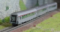 Arnold HN4440 Set de 3 voitures TEE « Cisalpin », Milan - Paris, Vru / A3rtu / a8u, SNCF, échelle N Arnold HN4440 - 1