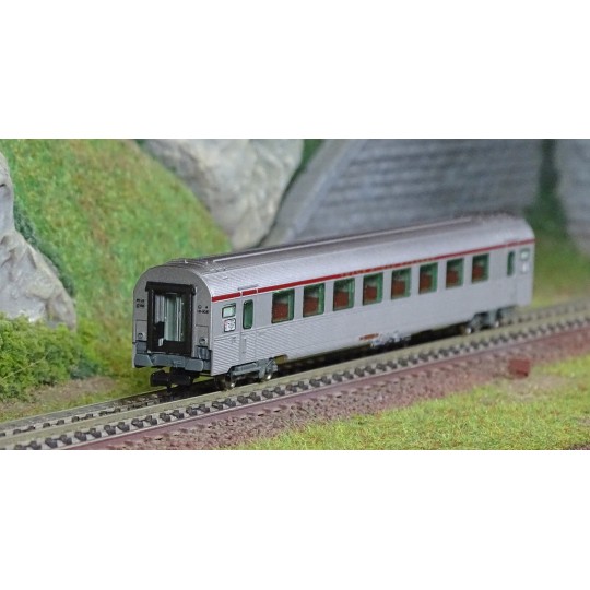 HN4442-Arnold HN4442 TEE passenger car "Cisalpin", Milan - Paris, A8u, SNCF, N scale