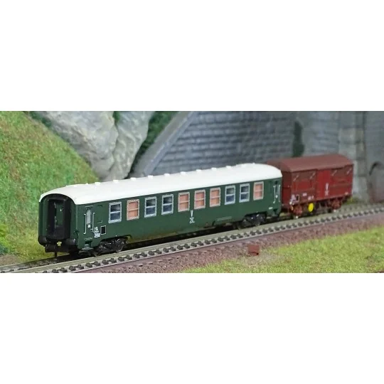 HN4446-Arnold HN4446 Unit Set, Maintenance Train, ex B10 Coach and G4 Wagon, SNCF, N Scale