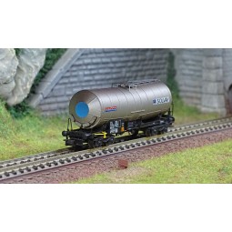 Arnold HN6605 Bogie tank wagon, SNCF, Nacco/Solvay, N scale - HN6605