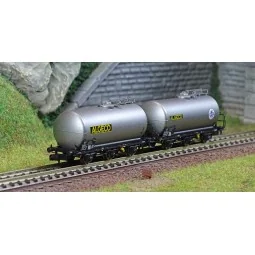 Arnold HN6607 Set of 2 three-axle tank wagons, SNCF, Algeco, N scal...