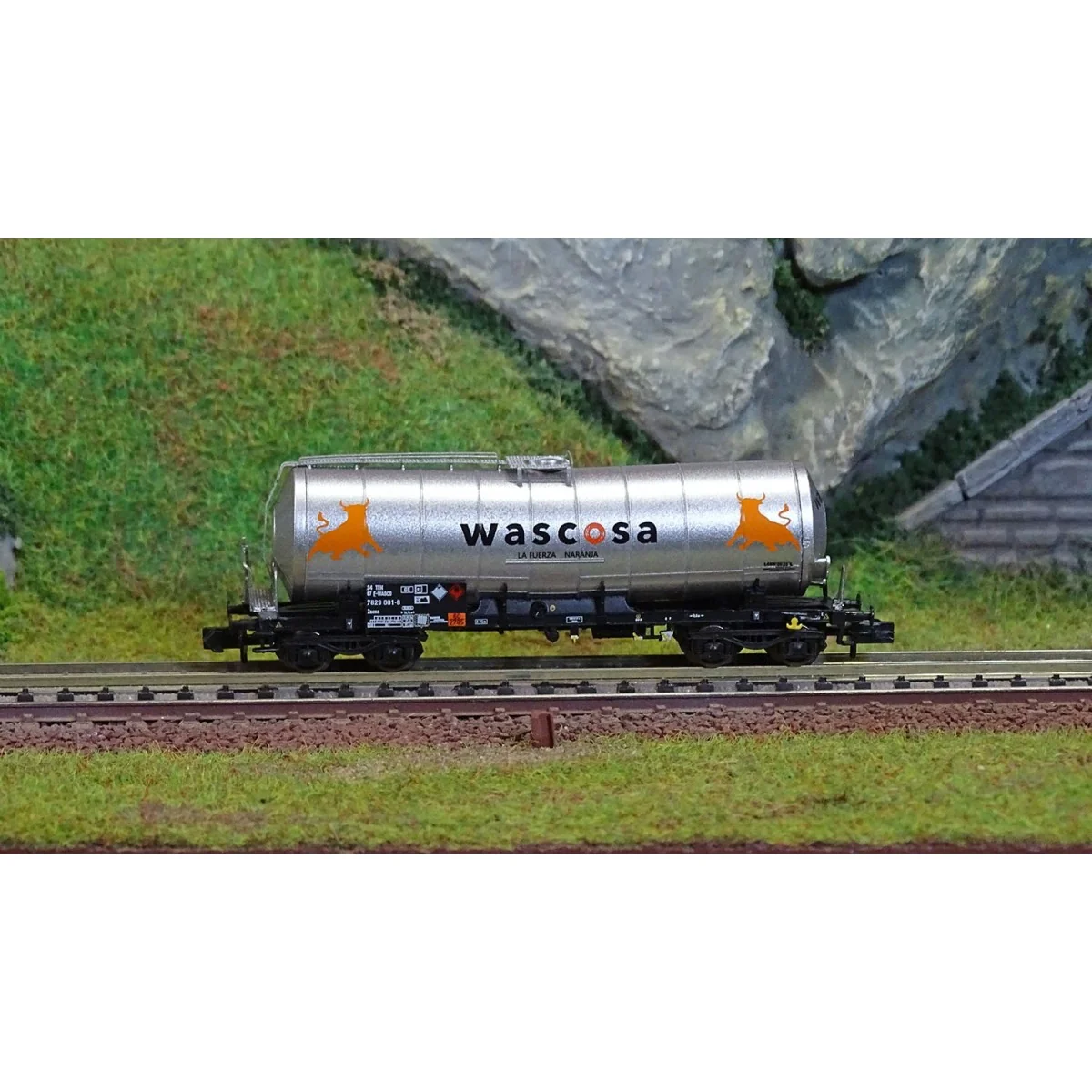 Arnold HN6627 Bogie tank wagon type Zacns, WASCOSA, Fuerza Naranja,... Arnold HN6627 Bogie tank wagon type Zacns, WASCOSA, Fuerza Naranja,...