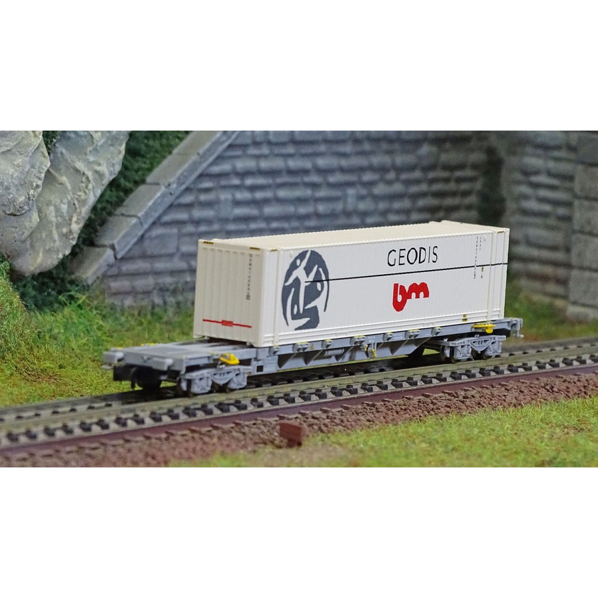 Arnold HN6649 Sgss type bogie container wagon, F-NOVA, with 45' Geo...