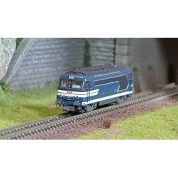 REE Modeles NW323 BB 67009 diesel locomotive, blue livery with plat...