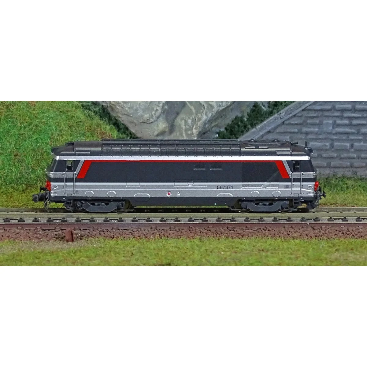 REE Modeles NW326S Locomotive diesel BB 67371, livrée multiservice, dépôt Chambéry, digitale sonore Ree Modeles NW-326.S - 2