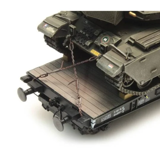 Arti_387.300-Artitec 387.300 Chocks, lashing chains for tank transporter wagon - Arti_387.300