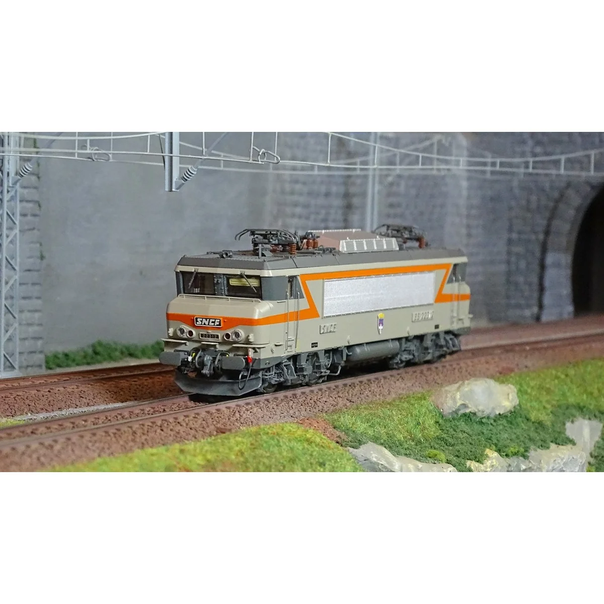 LS Models 11059 Locomotive électrique BB 22312, SNCF, blason Antibes-Juan Les Pins, Marseille Ls models Lsm_11059 - 1