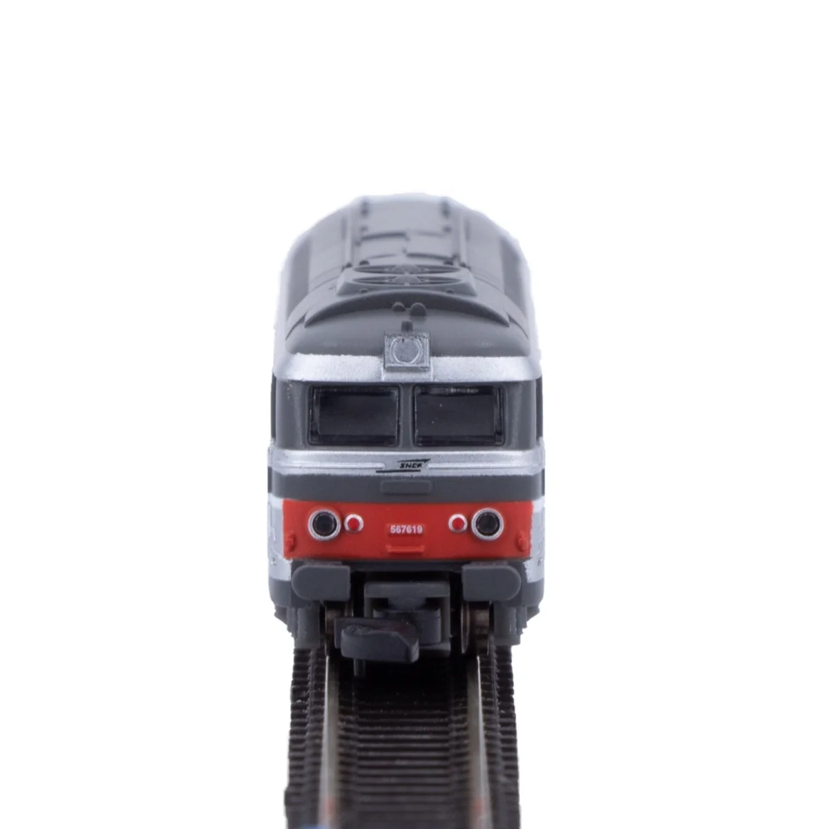 Azar L01-MS2D BB 67619 diesel locomotive, SNCF, Multiservices liver...