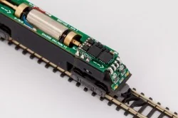 Azar S001 Kit digitalisation, décodeur DH05 et platine pour BB 67400 AZAR, DCC AZAR Models AZAR_S001 - 1