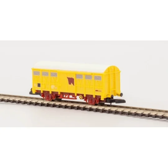 AZAR_W02-VA-Azar W02-VA Covered Wagon G4, SNCF, Yellow, Cattle Transport, Z Scale