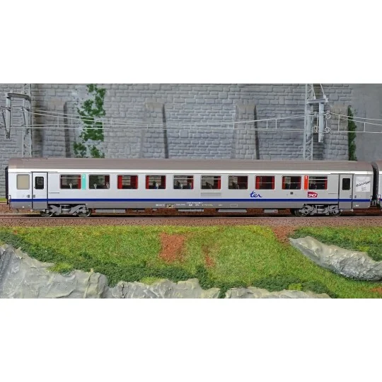 Lsm_41202-LS Models 41202 Set of 3 VTU A5B5/B10/B10 coaches, TER Rhone-Alpes
