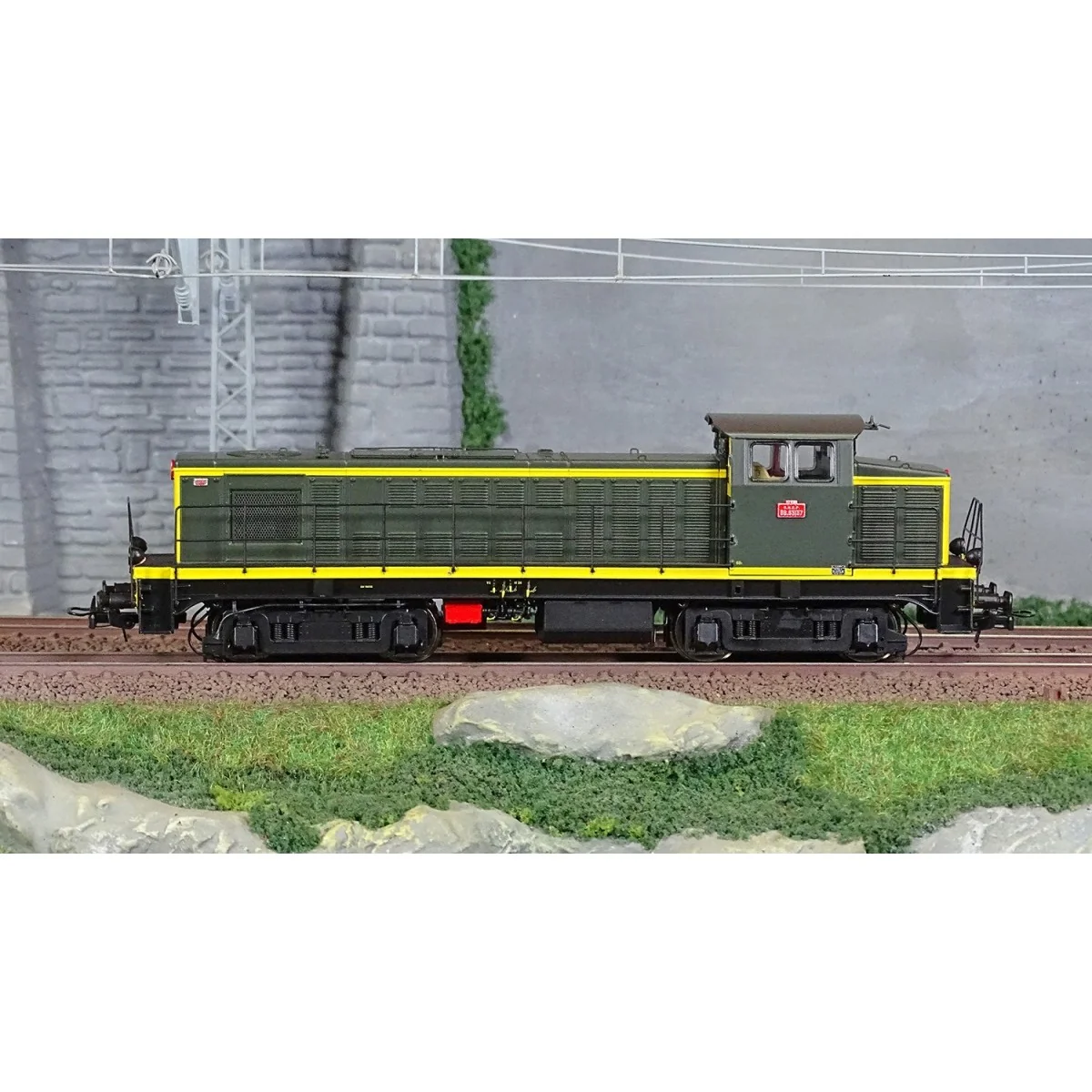 R37 HO41034 BB 63137 diesel locomotive, SNCF, green livery with yel...