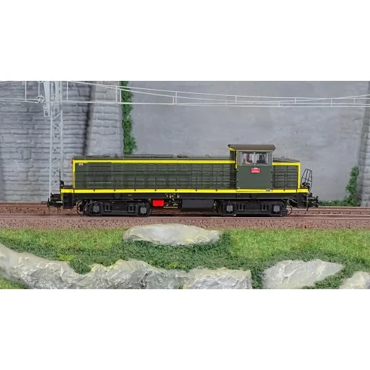 R37_HO41037-R37 HO41037 SNCF BB 63138 diesel locomotive, green livery with yellow stripes, Les Aubrais depot