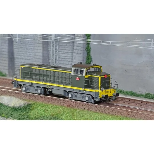R37_HO41106DS-R37 HO41106DS SNCF BB 63510 diesel locomotive, green livery with yellow stripes, Rennes depot, digital sound system
