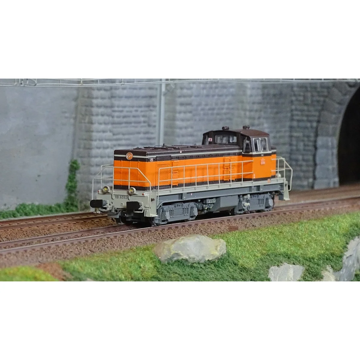 R37 HO41112 Locomotive diesel BB 63926, SNCF, livrée Orange, dépôt Villeneuve Rail 37 - R37 R37_HO41112 - 1