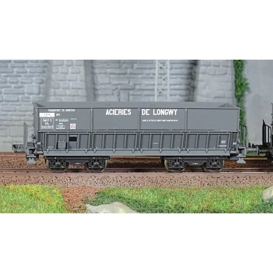 Lsm_31103-LS Models 31103 Set of 2 DM Hopper Wagons, Longwy Steel Works and Lorraine Escaut