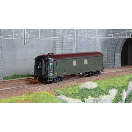 Lsm_31201-Ls Models 31201 Fouron Dd4myi, SNCF, vert, châssis noir, toit noir, éclairage