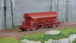 Ree modeles WB843 Wagon trémie T8 Tadkks, SNCF, ep. IV-V Ree Modeles WB-843 - 1