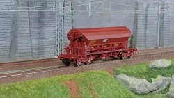 Ree models WB845 T8 hopper wagon Tadkks, SNCF, ep. VI