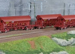 Ree modeles WB847 Set de 3 wagons trémies T8 Tadkks, SNCF, ep. VI Ree Modeles WB-847 - 1