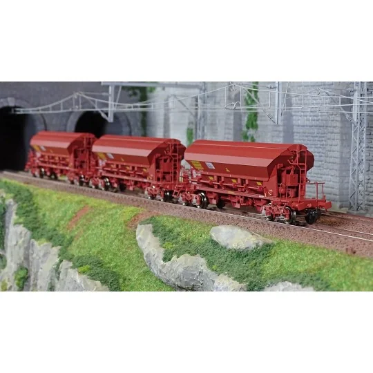WB-847-Ree models WB847 Set of 3 T8 hopper wagons Tadkks, SNCF, ep. VI