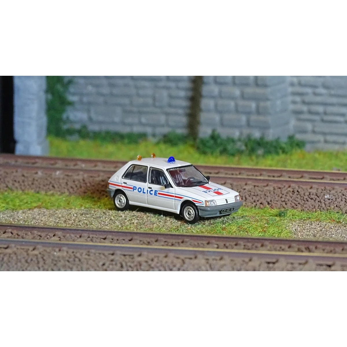 Ree Modeles CB155 Voiture Peugeot 205 GE, Police (1ère version) Ree Modeles CB-155 - 1 Ree Modeles CB155 Voiture Peugeot 205 GE, Police (1ère version) Ree Modeles CB-155 - 1