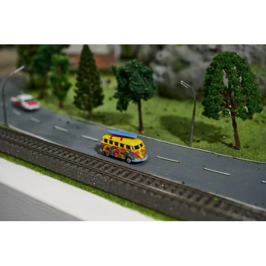 500504150-Bus Volkswagen T1 Flower Power 2,4 GHz RTR 1/87 Carson