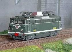 - Rail 37 - R37 - R37_HO41074