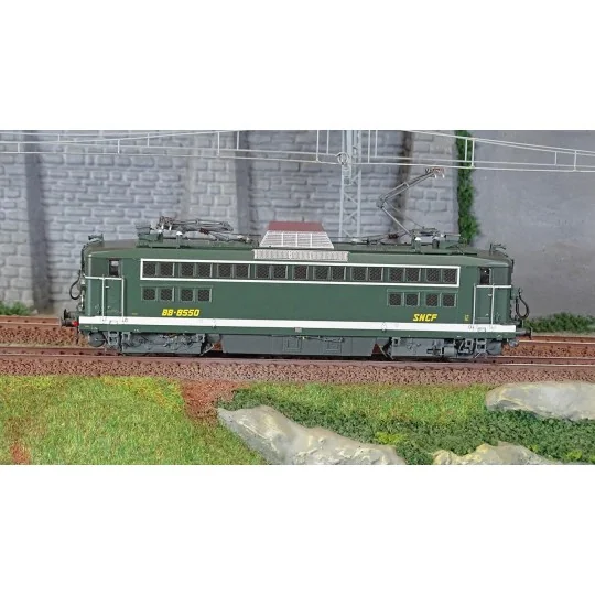 R37_HO41075-R37 HO41075 BB 8550 electric locomotive, SNCF, green, Villeneuve