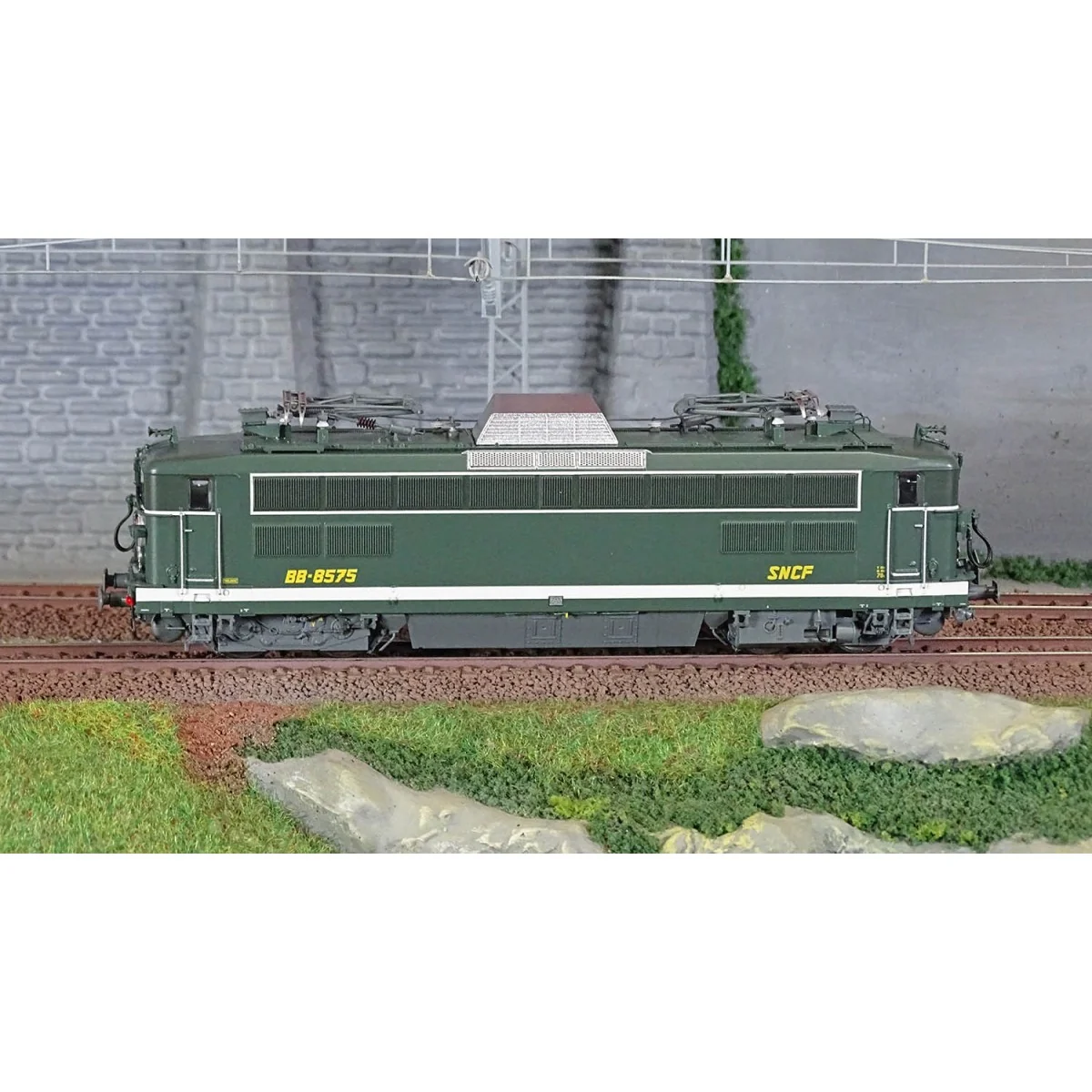 R37 HO41076 BB 8575 electric locomotive, SNCF, green, Toulouse - R3...