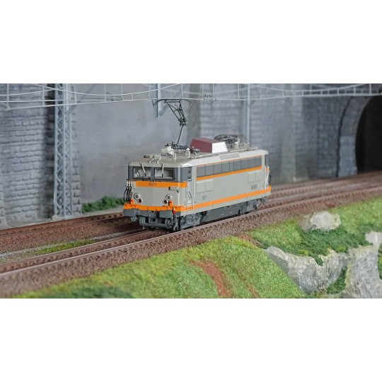 R37_HO41078DS-R37 HO41078DS BB 8571 electric locomotive, SNCF, Concrete Grey, Venissieux, digital sound